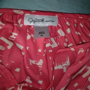 It's from the Jessica Simpson Collection